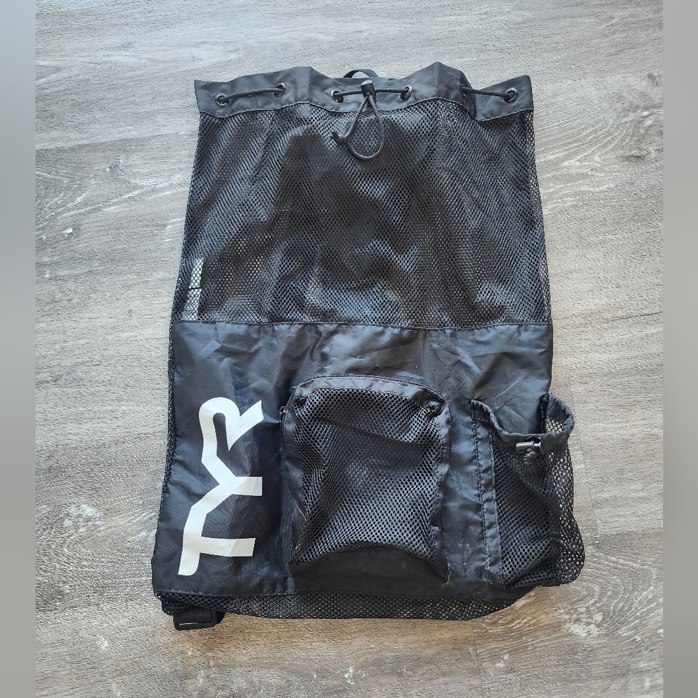 TYR Black Mesh Mummy Swim Bag